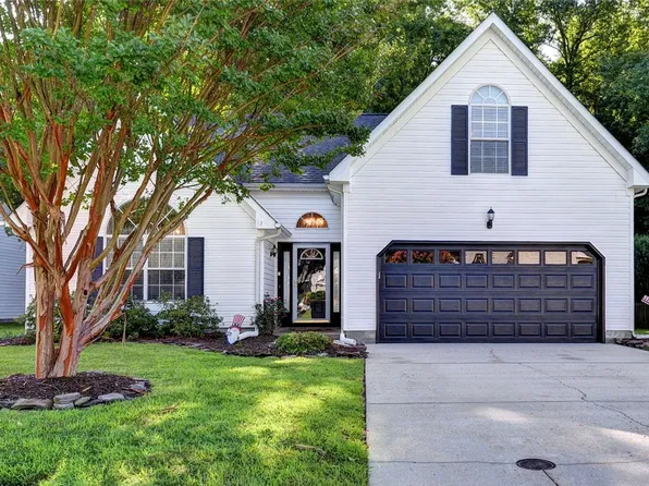 12 Bexley Ln, Hampton, VA 23666