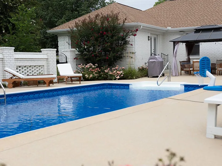661 Bay Point Dr — Photo 7