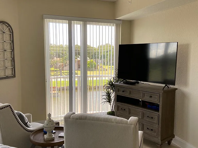 2 Riverwalk Dr #307 — Photo 8