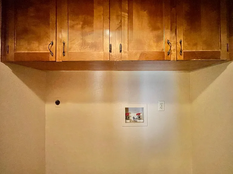 4806 Rainbow Cir — Photo 8