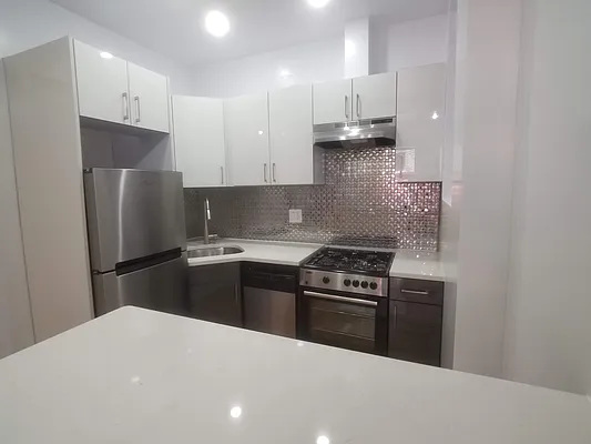 Rented by Compass | media 10