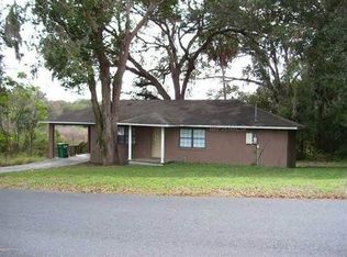 304 Foxhill Rd, Fruitland Park, FL 34731