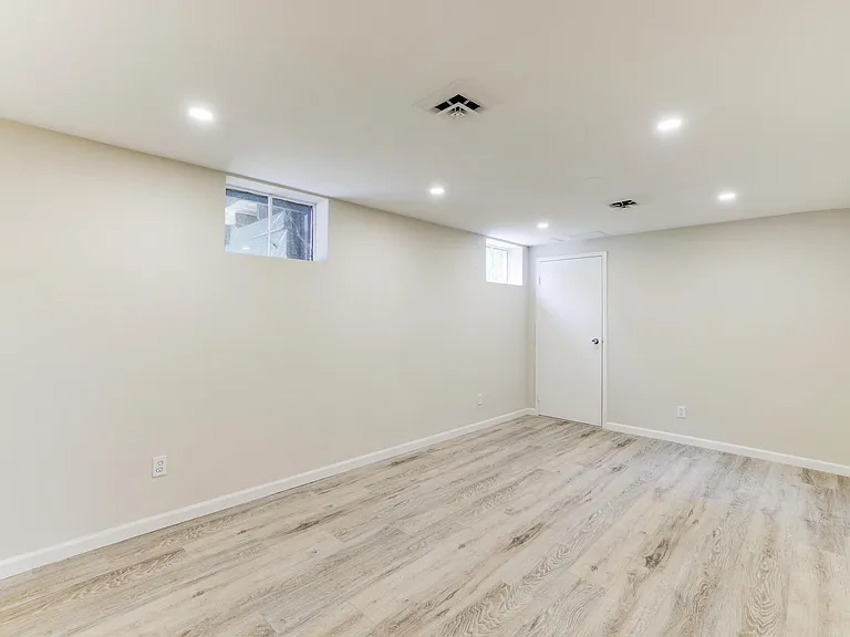 1721 Olney Rd — Photo 15