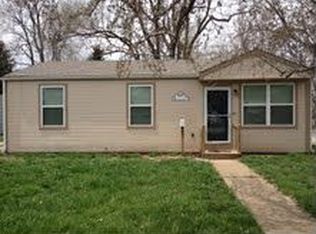 1602 N Dodgion Ave, Independence, MO 64050