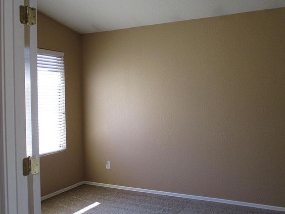 3rd image of 5077 E Butterweed Dr