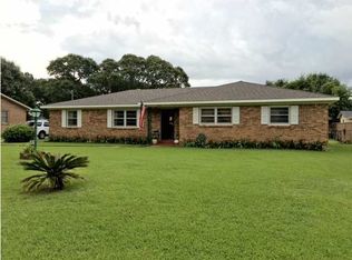 251 Autumn Dr, Saraland, AL 36571