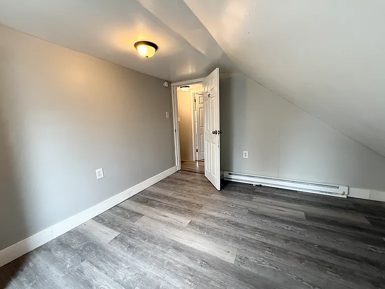 20500 McKishnie St — Photo 25