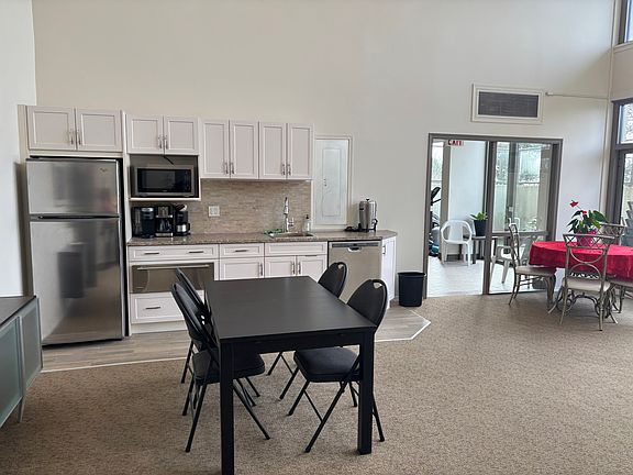 5th image of 502 Bellevue Ave #2280