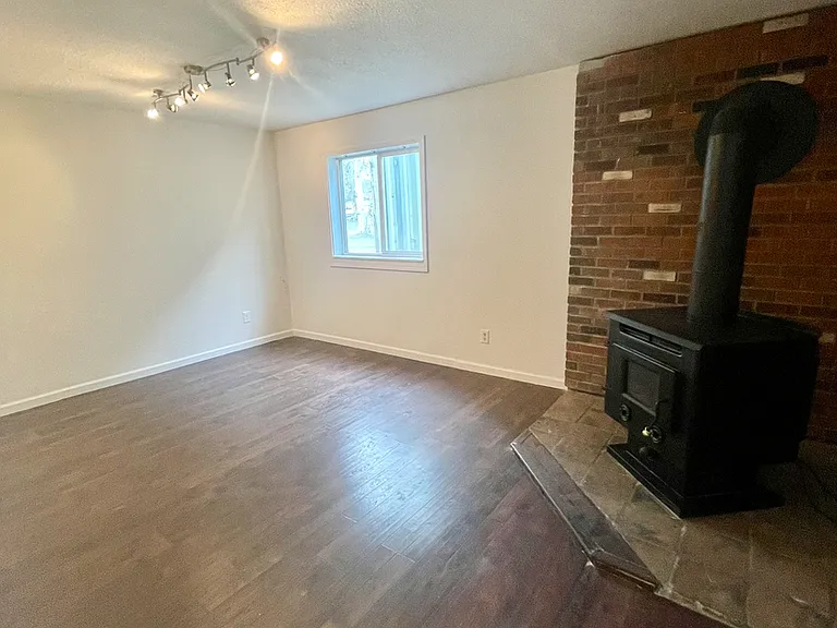 507 N Bailey St — Photo 16