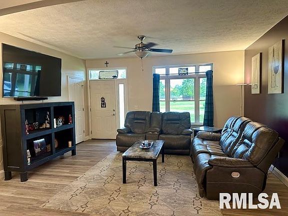 4th image of 3977 Navaho Cir