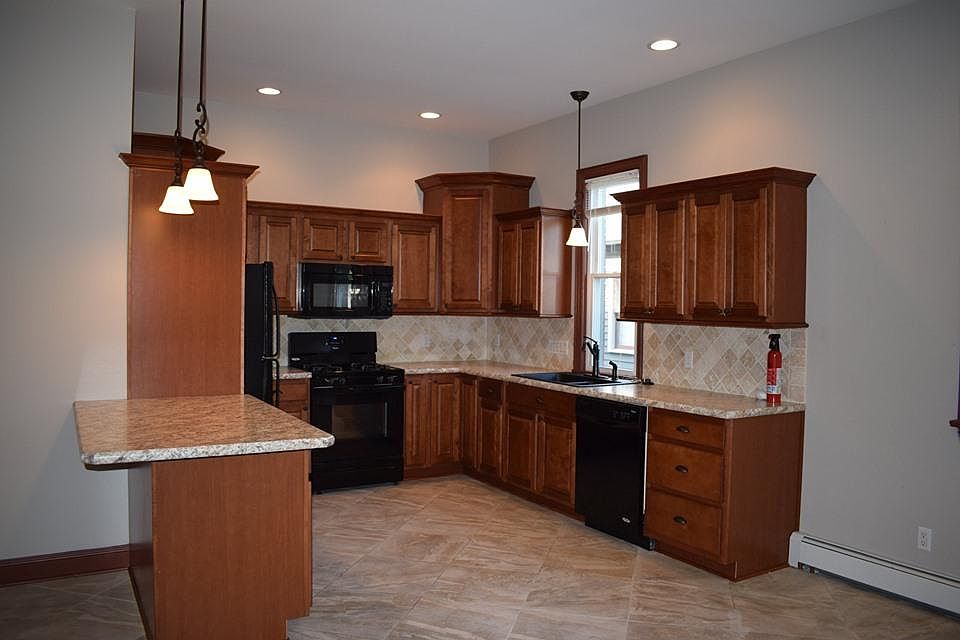1st image of 518-20 W 8th St