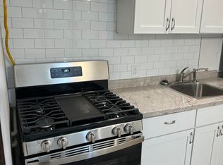 1024 Main St #406, Racine, WI 53403