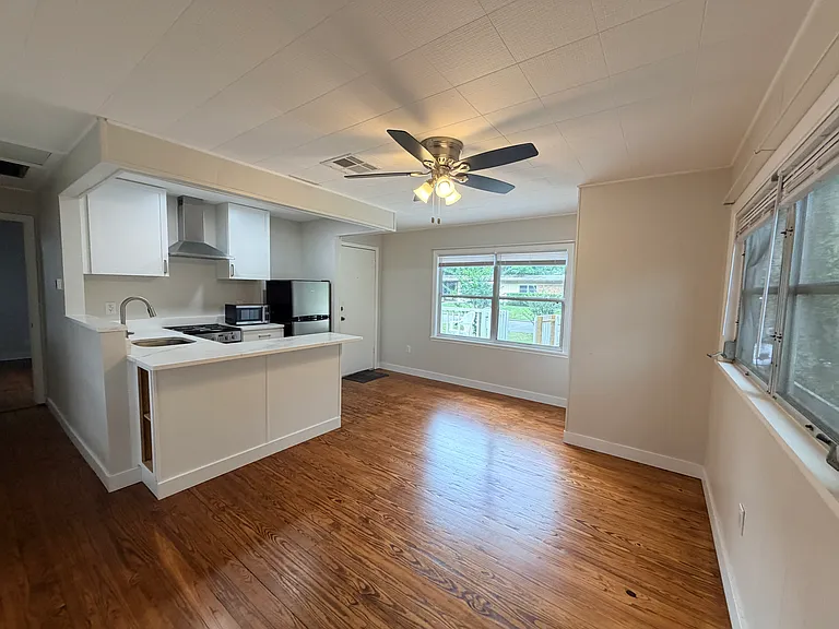 2121 E Central Blvd #1 — Photo 10