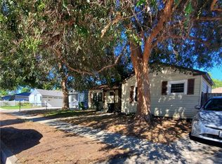 6850 Hesperia Ave, Reseda, CA 91335