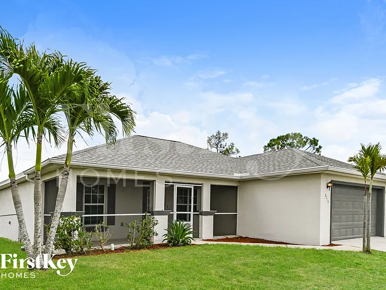 2837 NW 27th Ave — Photo 2
