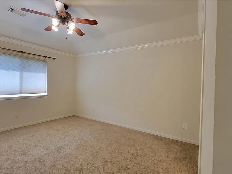 4822 Bonny Loch Ln — Photo 20