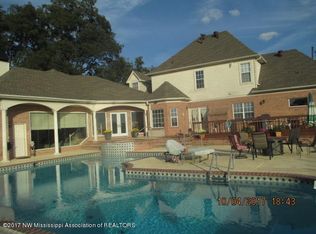 4445 Robertson Gin Rd, Hernando, MS 38632