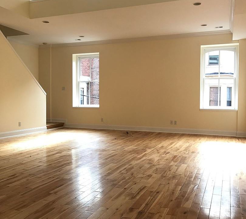 1st image of 1938 Brandywine St Unit 6