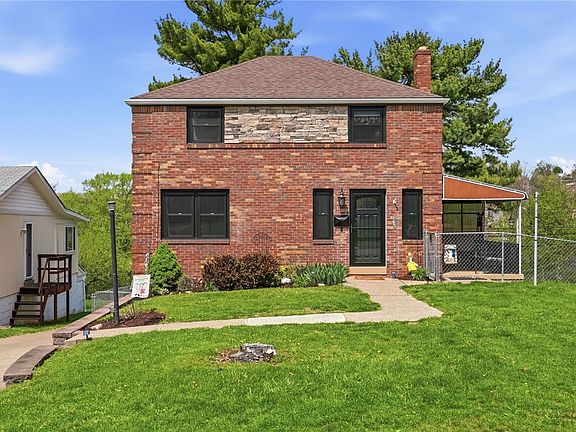 3rd image of 1652 Norsen Dr