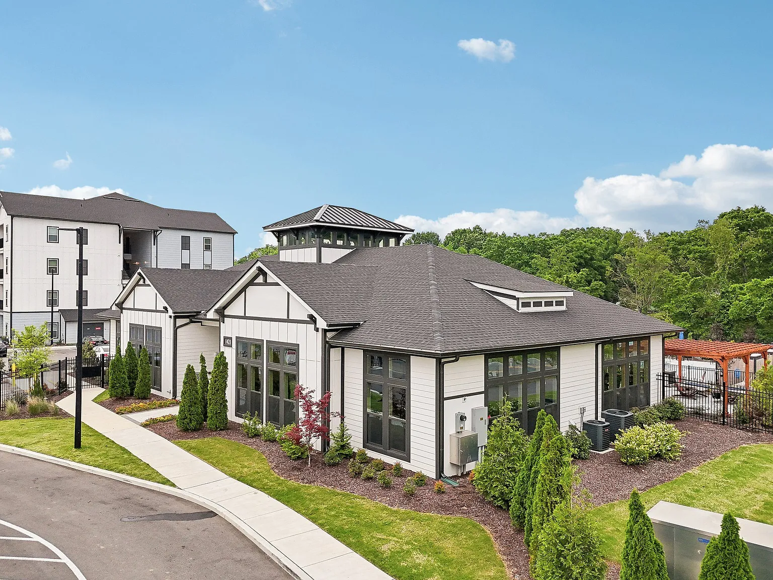 Novo Hickory Highlands — Photo 4