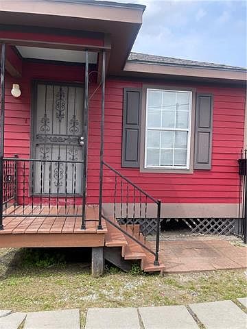1st image of 2141 Pauger St