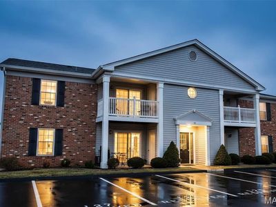 10 Berview Cir APT D, Saint Louis, MO, 63129