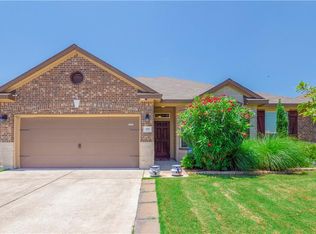307 Marklawn Ln, Hutto, TX 78634