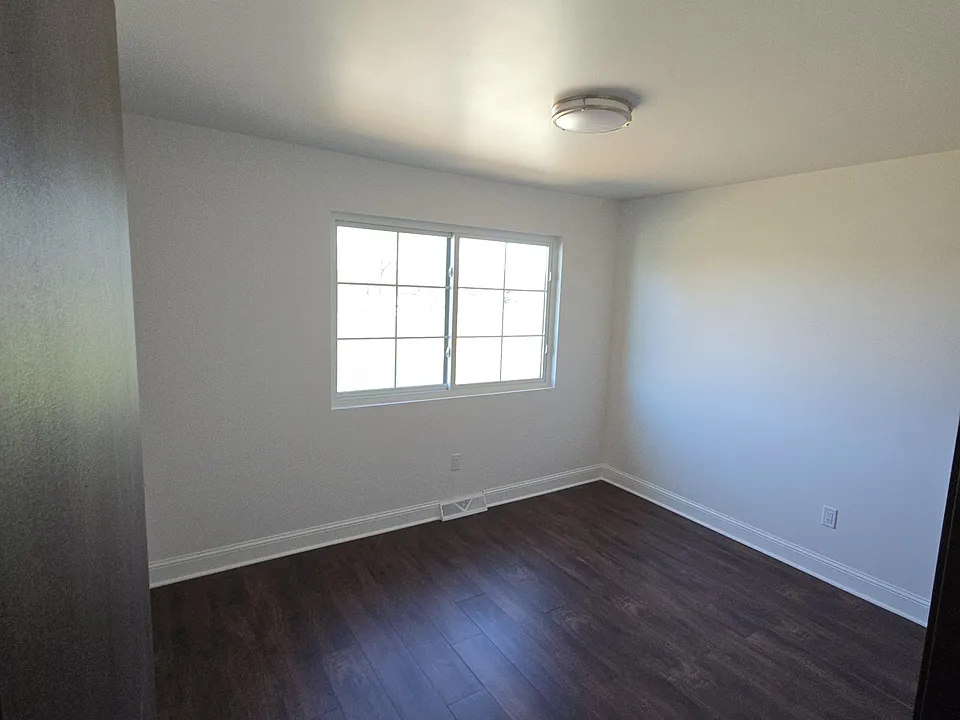 Bed room