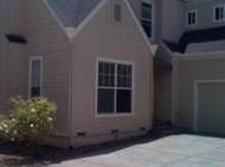 2320 Roburta Ln, Santa Rosa, CA 95403