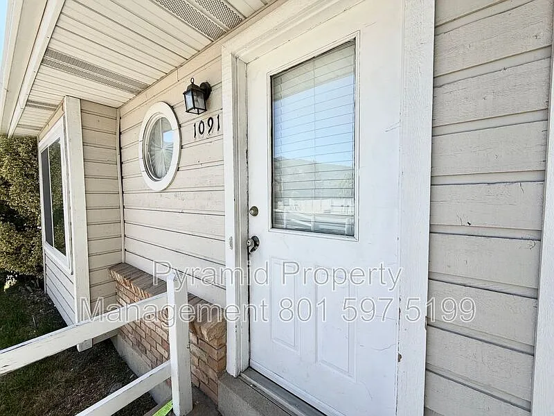 3 bed, 2.0 bath, 1500 sqft, $2,150 — Photo 4