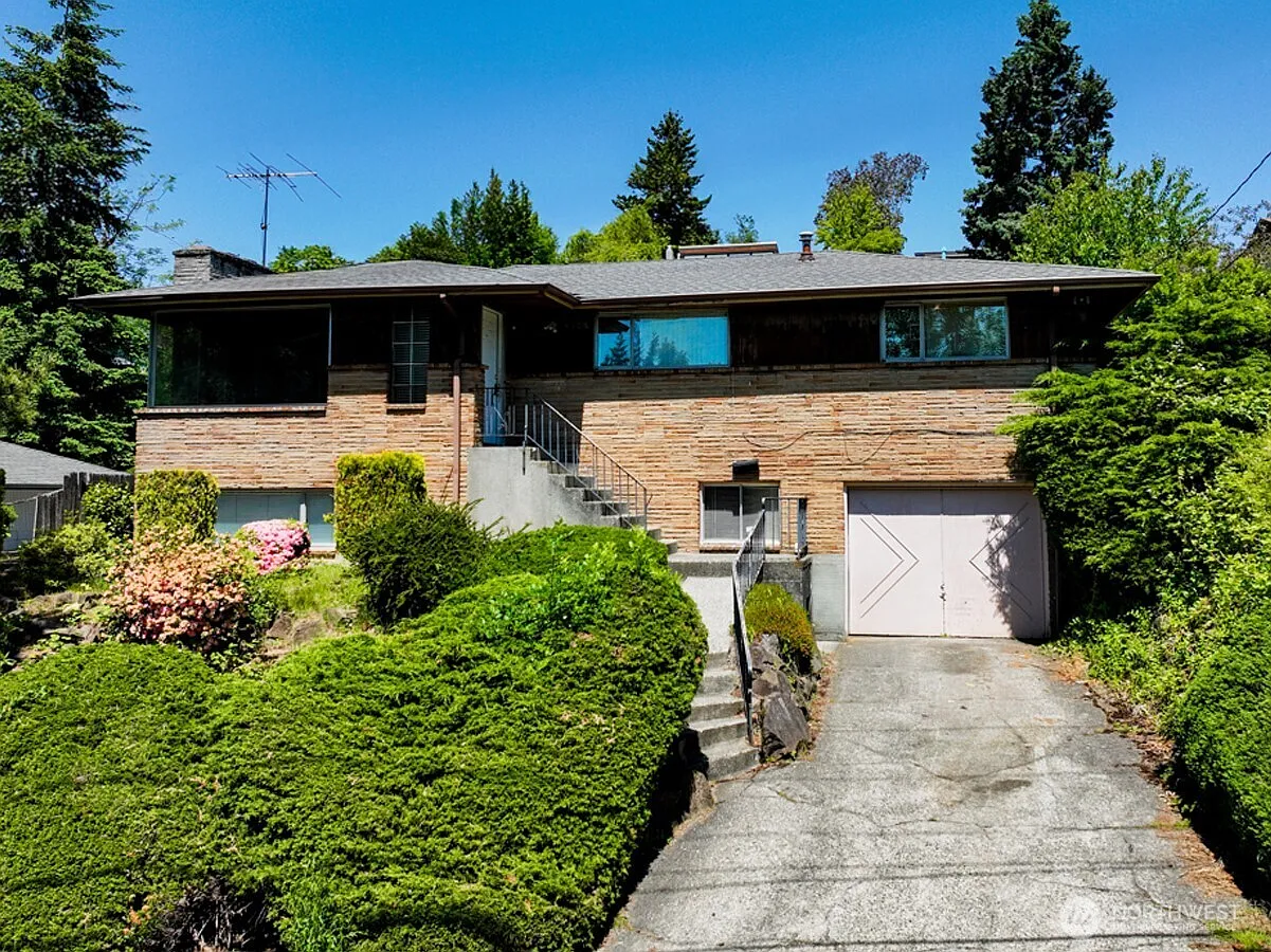 5106 S Graham Street photo 1