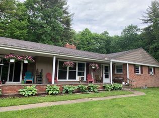 13488 N Perry Rd, Titusville, PA 16354