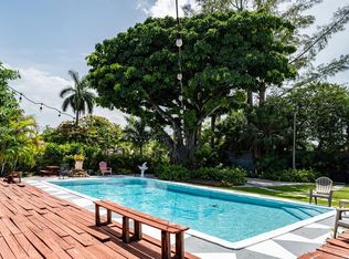 286 N Biscayne River Dr, Miami, FL 33169