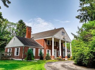 916 Saint Clair Rd, Johnstown, PA 15905