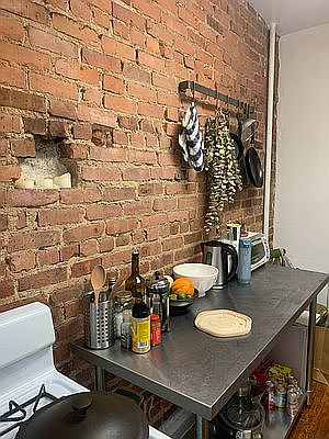 4th image of 440 E 6th St #6AA