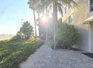 34 S 7th Pl #403, Long Beach, CA 90802