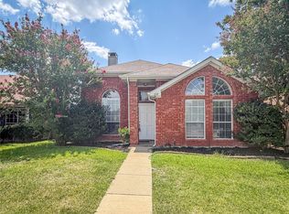 573 Lake Forest Dr, Coppell, TX 75019