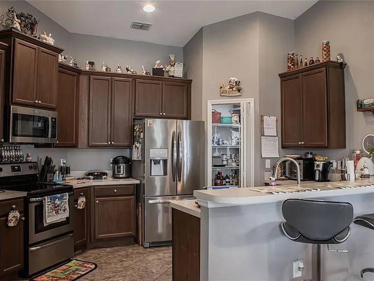 2628 Sunset Cir — Photo 12