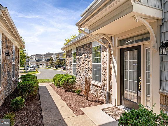 4th image of 13838 Greendale Dr
