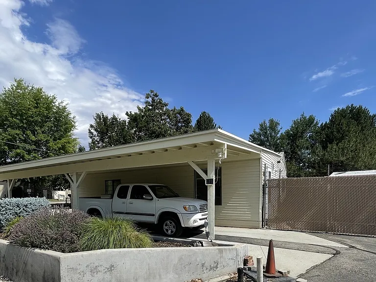 209 W Murray St — Photo 2
