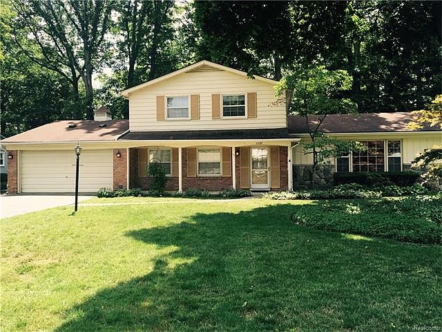 1st image of 5559 Normanhurst Dr