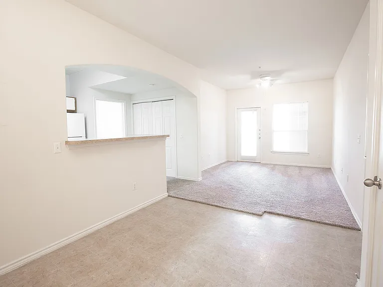 Town Square Apartments — Photo 10