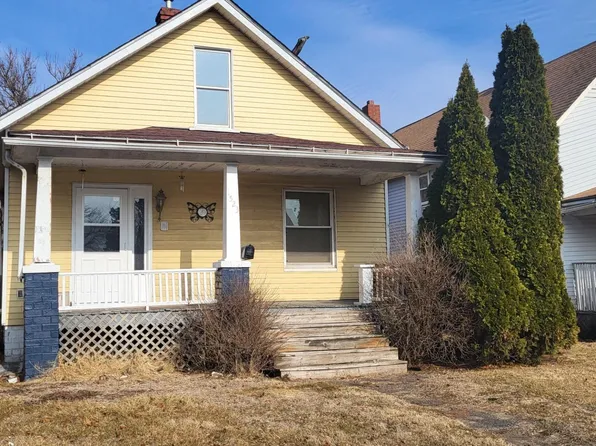 1523 10th Ave, East Moline, IL 61244