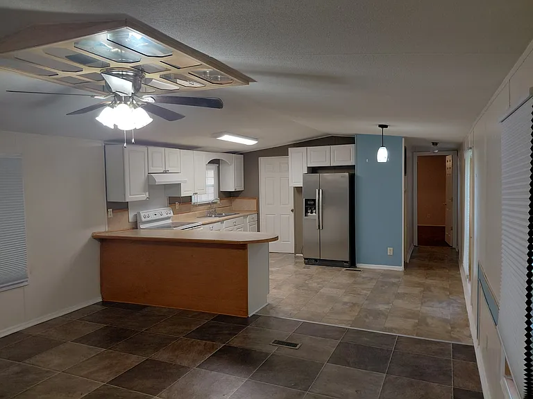 114 Goddard Rd — Photo 5
