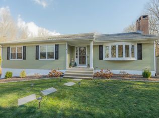 752 Litchfield Tpke, Bethany, CT 06524