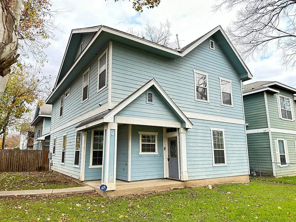 3 bed, 2.5 bath, 1450 sqft, $4,000 — Photo 2