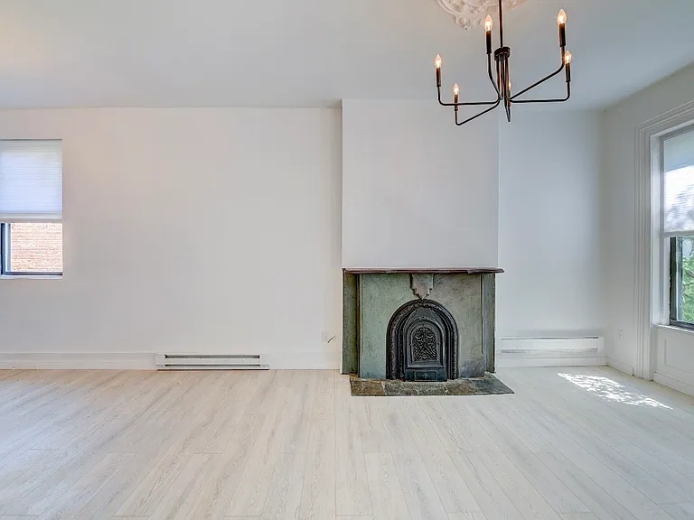 75 1st St #1 — Photo 20