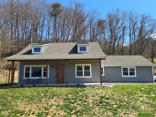 180 Mountain Spring Ln, Canton, NC 28716