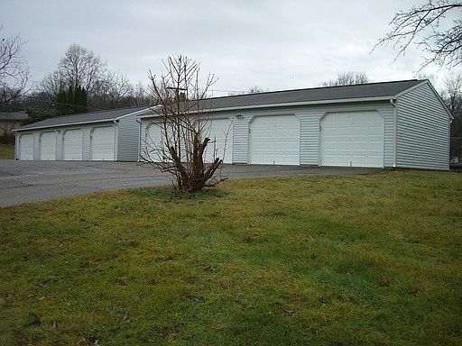 1st image of 310 Vernedale Dr APT D
