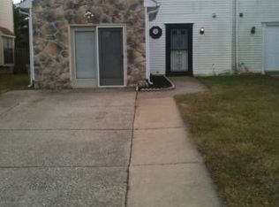 66 Hampton Gate Dr, Sicklerville, NJ 08081